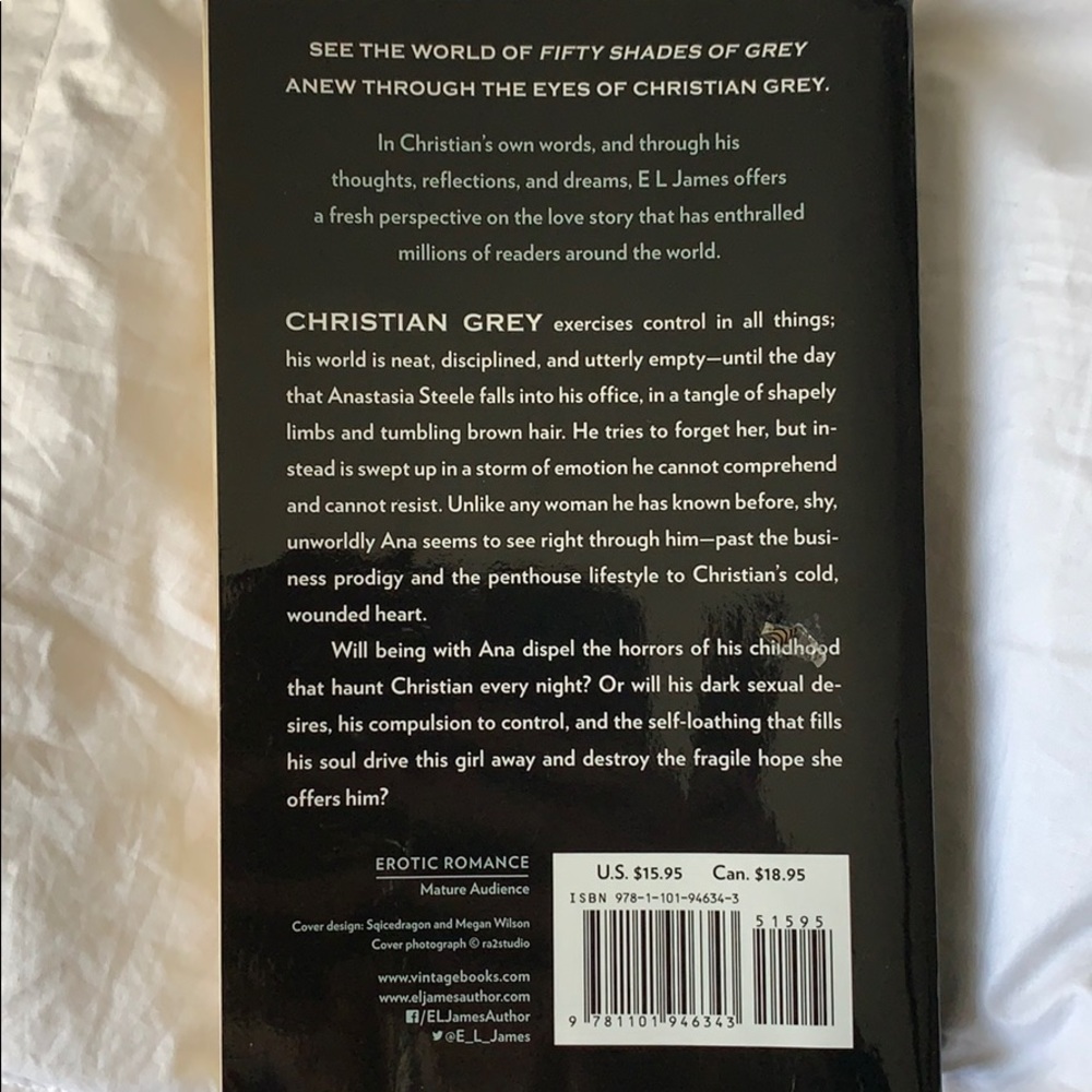 Grey by EL James - Picture 2 of 2